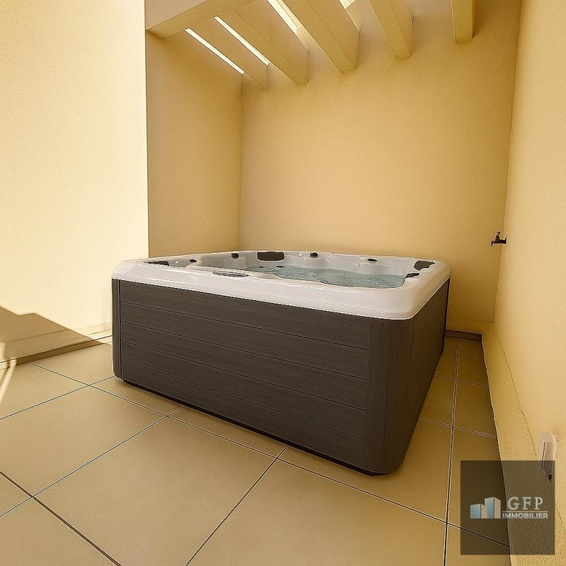 Appartement - 93 m² - 4 pièces