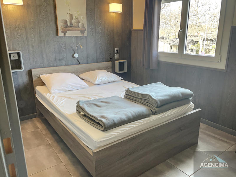 Maison - 319 m² - 20 pièces