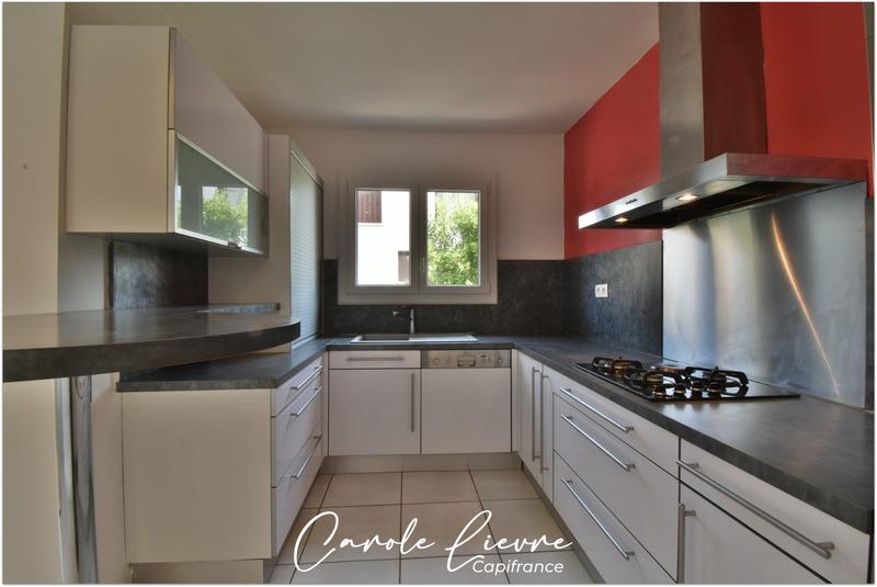 Maison - 96 m² - 4 pièces