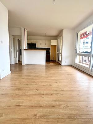 Appartement - 115 m² - 5 pièces
