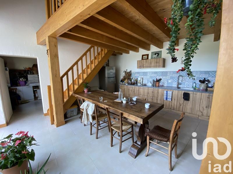 Maison - 200 m² - 6 pièces