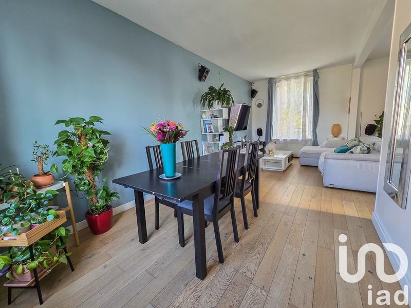 Maison - 97 m² - 6 pièces