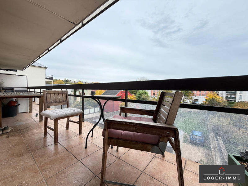 Appartement - 99 m² - 4 pièces