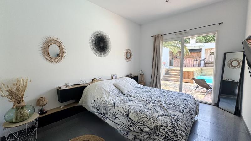 Maison d'architecte - 247 m² - 9 pièces