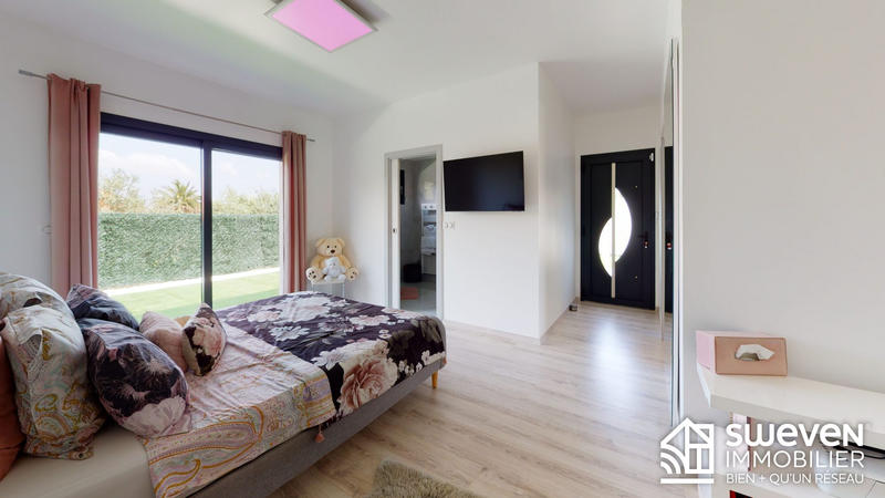 Villa - 250 m² - 7 pièces