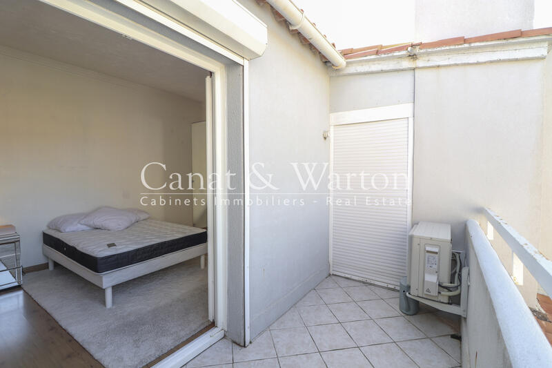 Appartement - 99 m² - 4 pièces