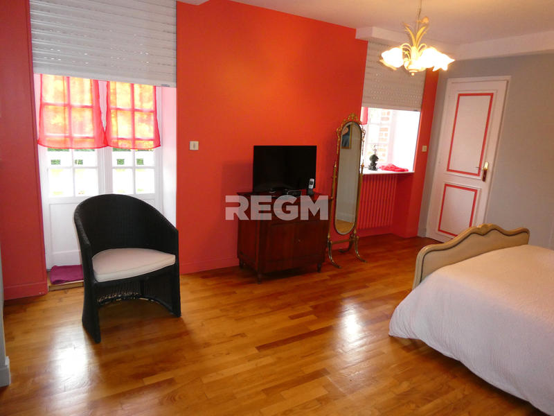 Propriété - 8 191 m² - 11 pièces