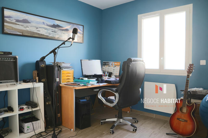 Villa - 100 m² - 5 pièces