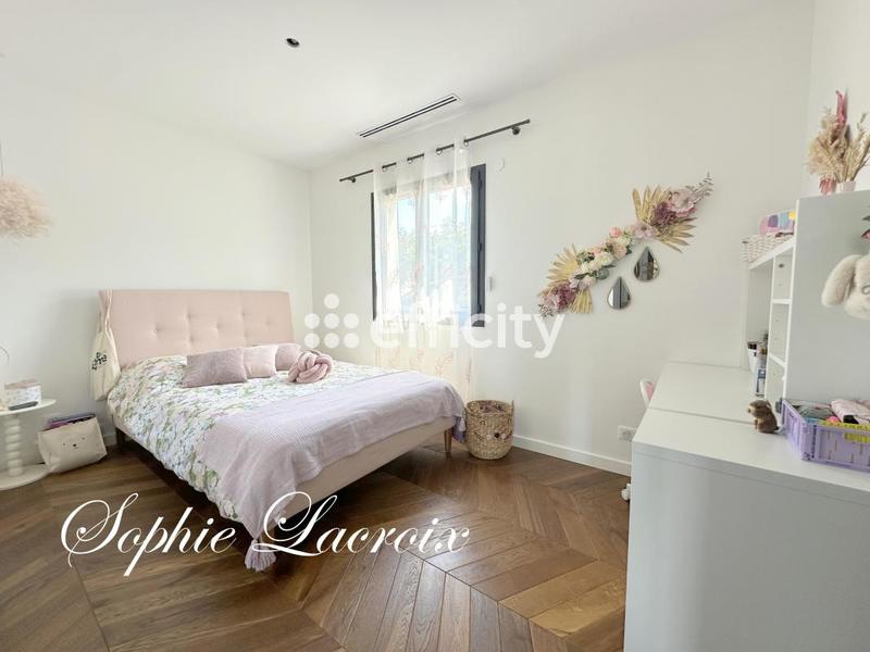 Maison - 191 m² - 7 pièces