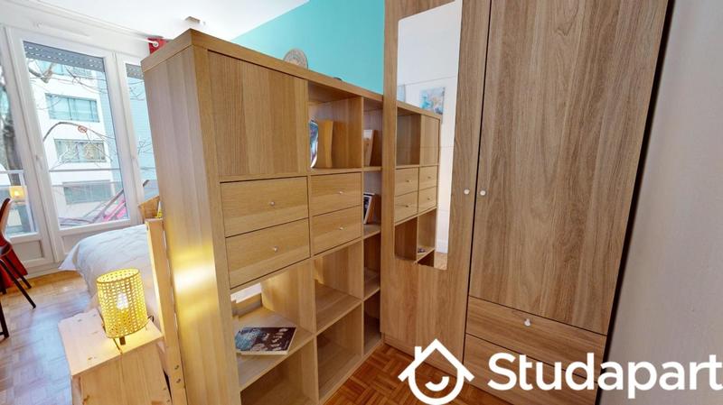 Chambre - 12 m² - 1 pièce