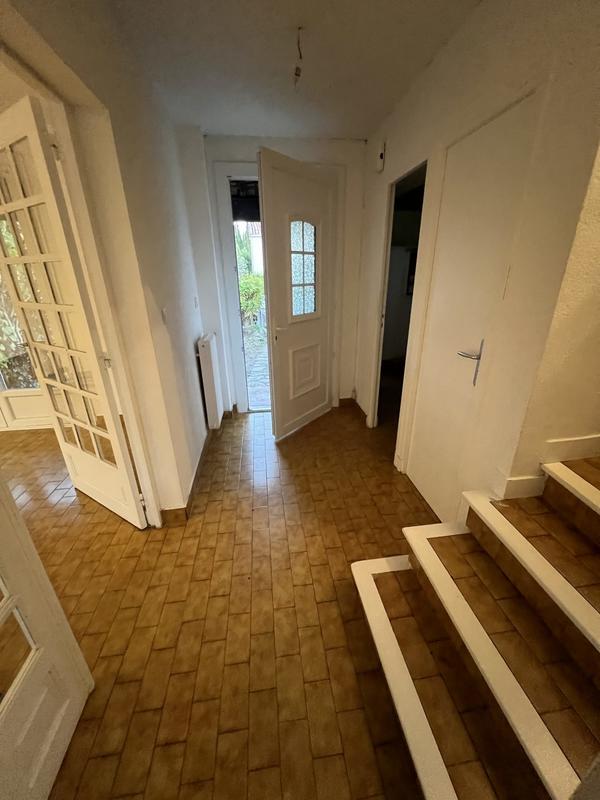 Villa - 90 m² - 4 pièces