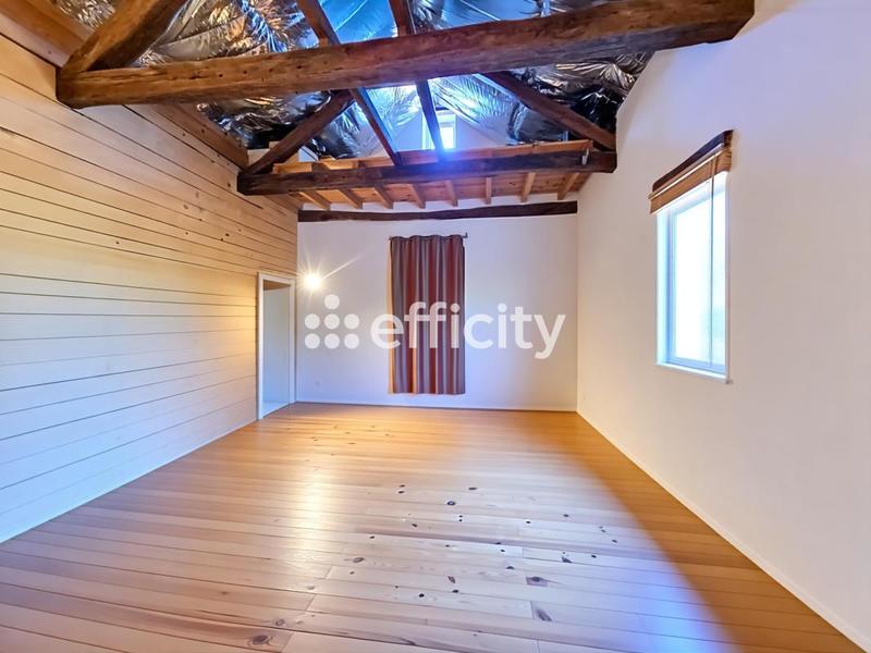 Maison en pierre - 110 m² - 3 pièces