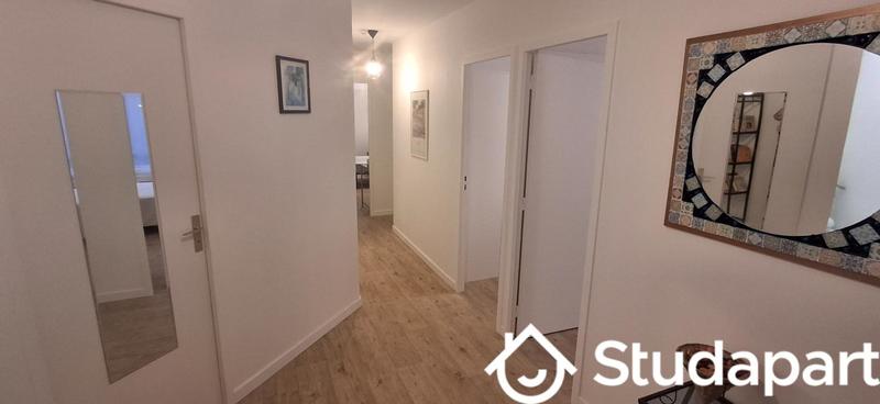 Chambre - 9 m² - 1 pièce