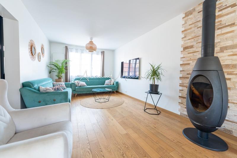 Maison - 147 m² - 6 pièces