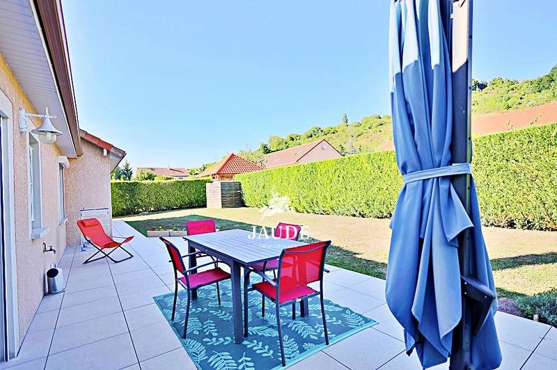Maison - 180 m² - 5 pièces