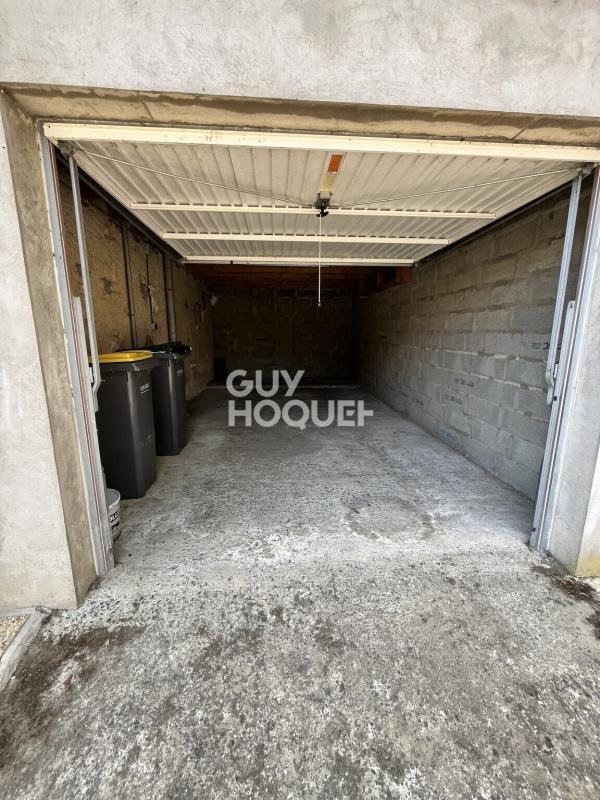 Propriété - 105 m² - 5 pièces