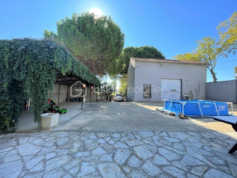 Maison traditionnelle - 143 m² - 6 pièces