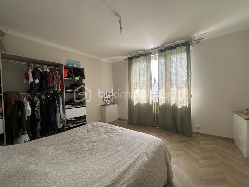 Maison - 137 m² - 6 pièces