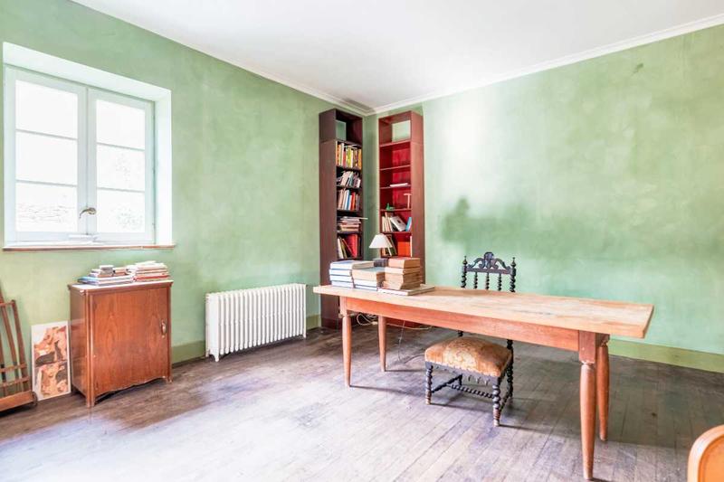 Maison - 275 m² - 12 pièces