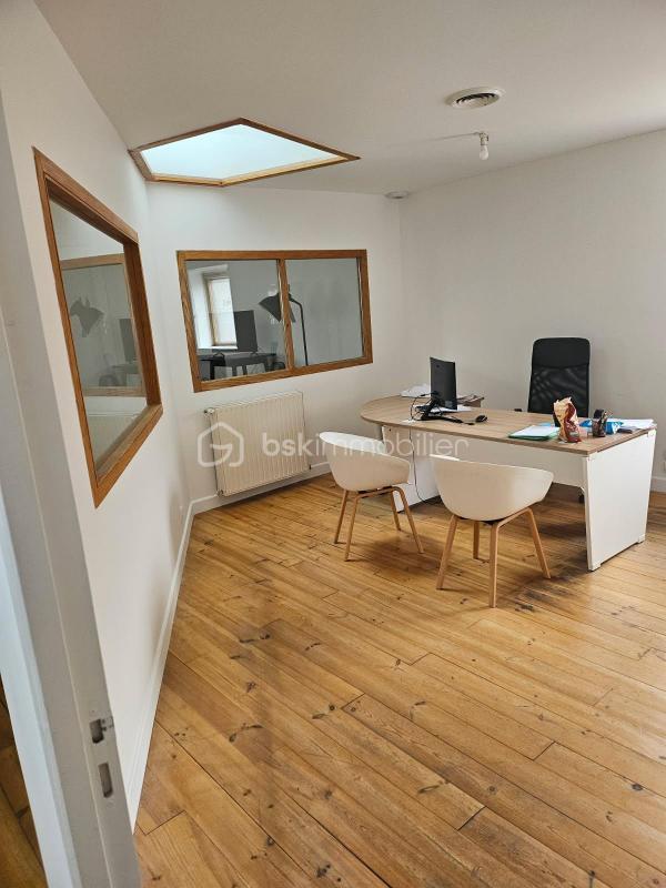 Bureau - 88 m² - 4 pièces