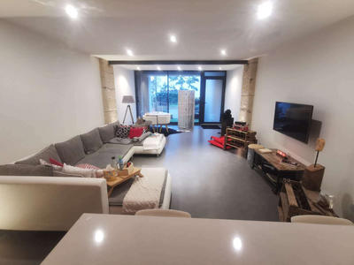 Appartement - 106 m² - 4 pièces