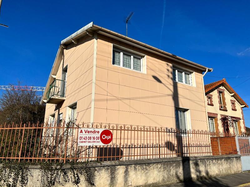 Maison - 95 m² - 6 pièces