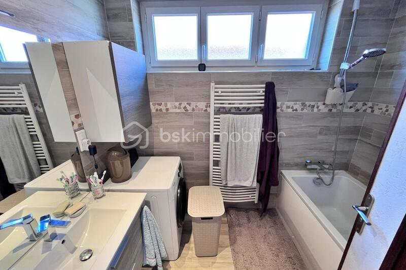 Appartement - 109 m² - 4 pièces