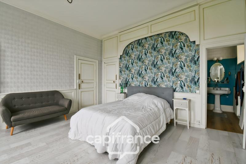 Maison - 190 m² - 7 pièces