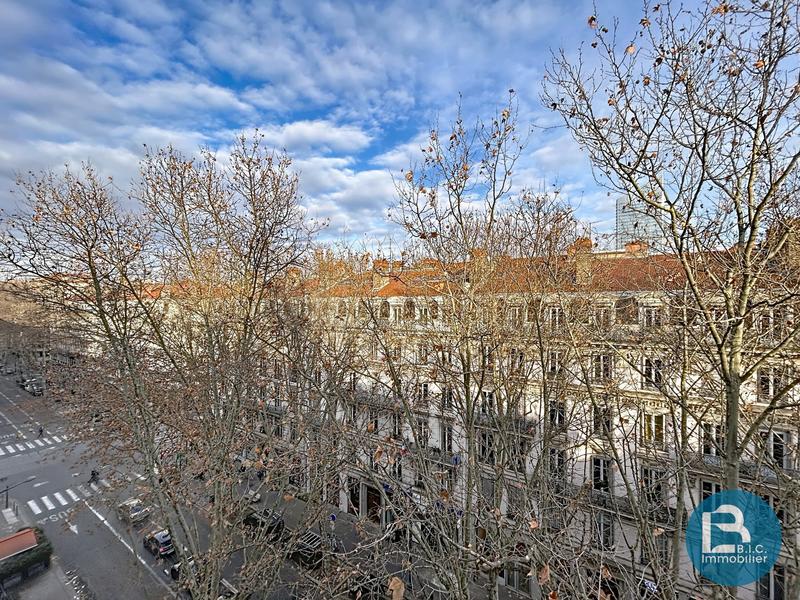 Appartement - 109 m² - 3 pièces