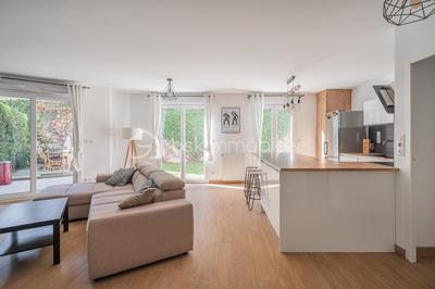 Appartement - 79 m² - 3 pièces