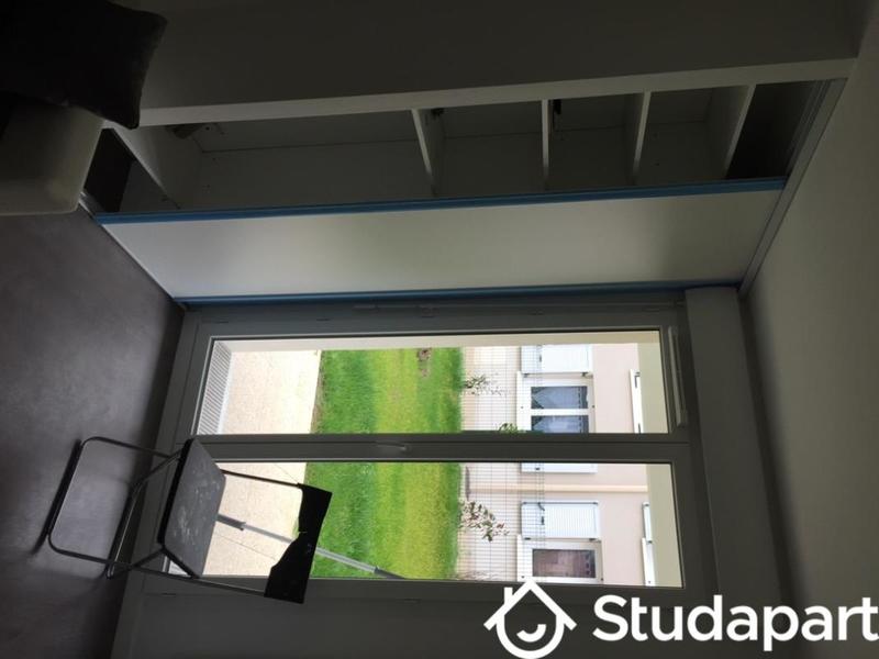 Chambre - 11 m² - 1 pièce