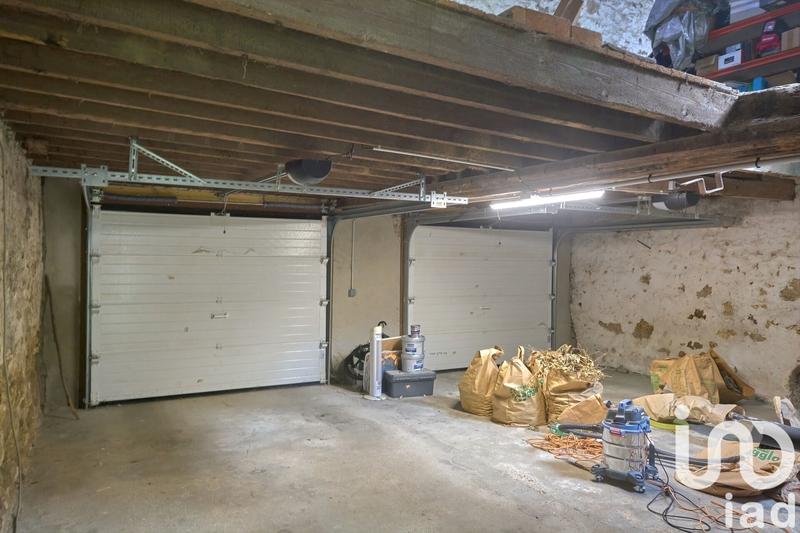 Maison - 196 m² - 7 pièces