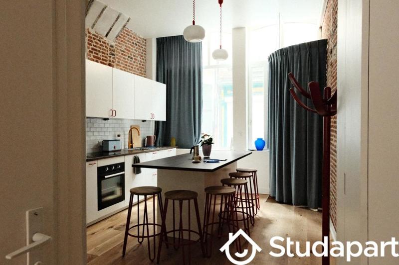 Chambre - 13 m² - 1 pièce