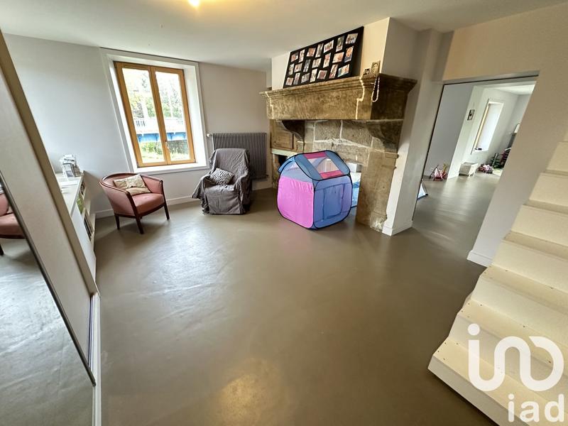 Maison - 270 m² - 11 pièces