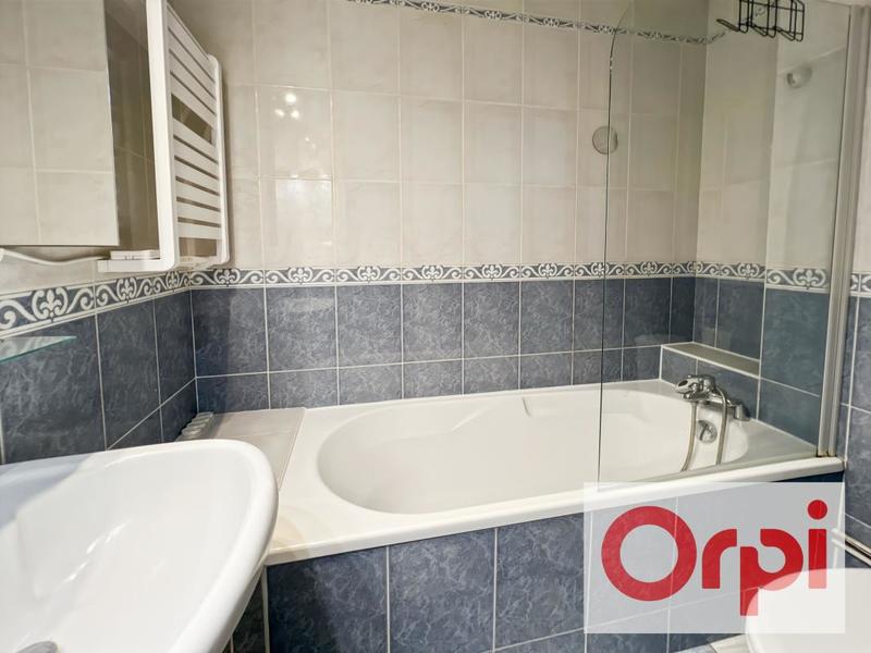 Maison - 60 m² - 3 pièces