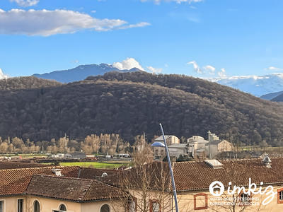 Maison - 318 m² - 13 pièces