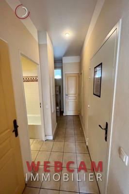 Studio - 38 m² - 1 pièce