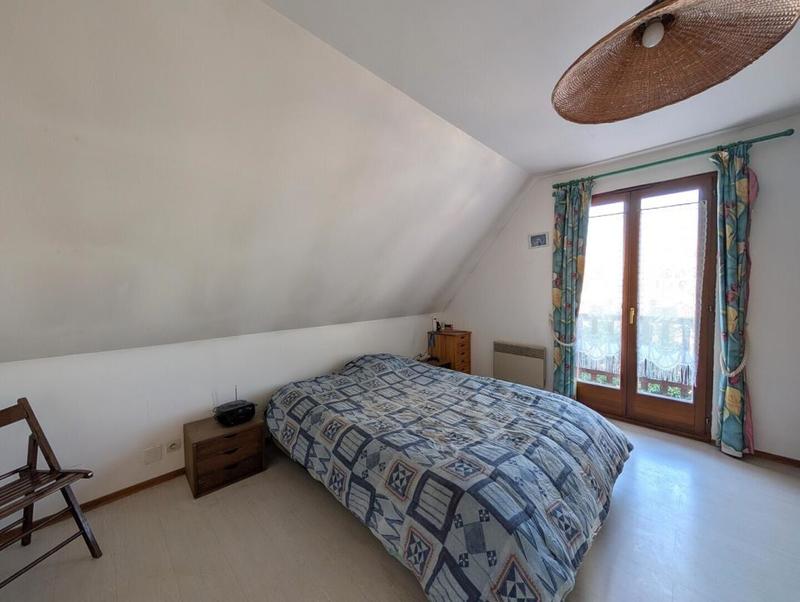 Maison - 99 m² - 5 pièces