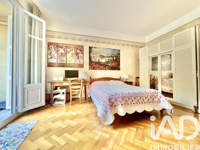 Appartement - 92 m² - 4 pièces