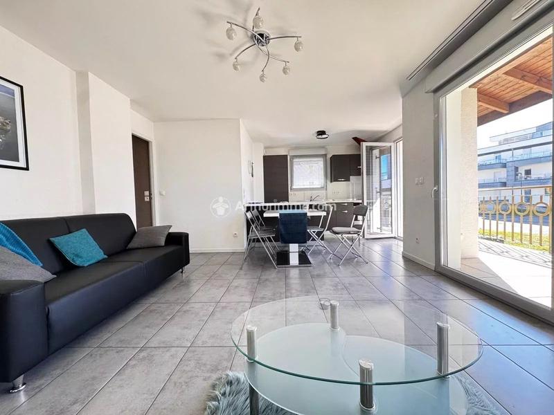 Appartement - 75 m² - 4 pièces