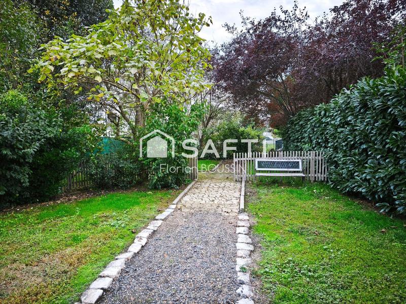 Maison - 144 m² - 9 pièces