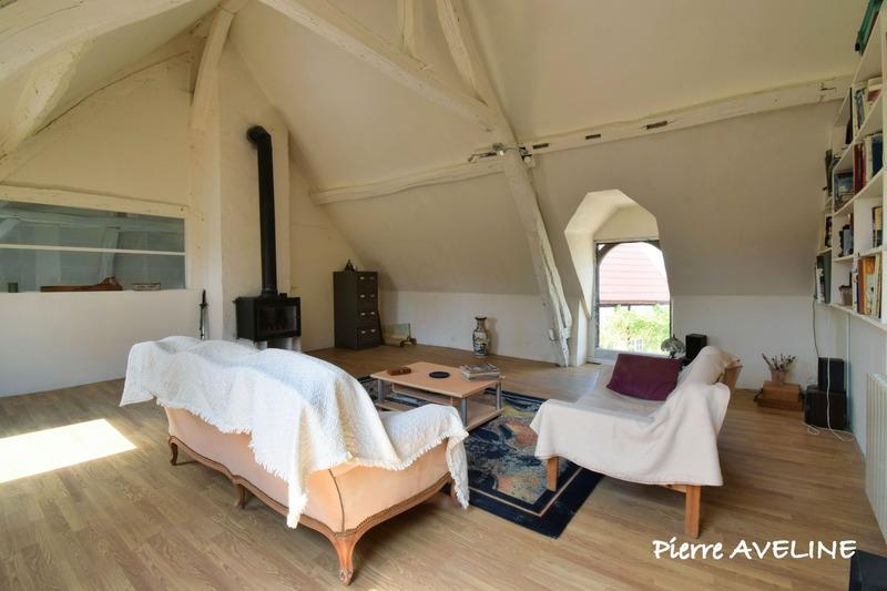 Maison - 410 m² - 11 pièces