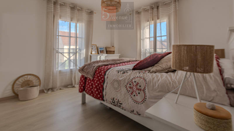 Maison - 125 m² - 5 pièces