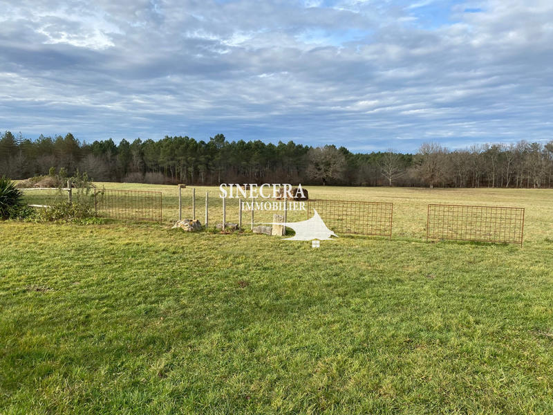 Maison - 227 m² - 9 pièces