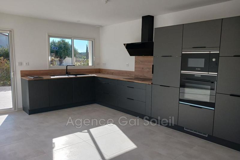 Villa - 110 m² - 4 pièces
