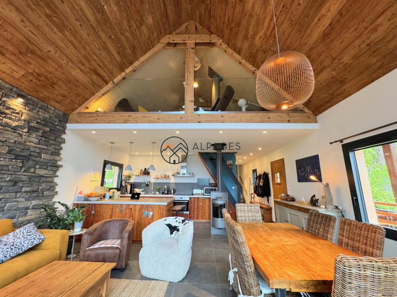 Châlet - 170 m² - 6 pièces