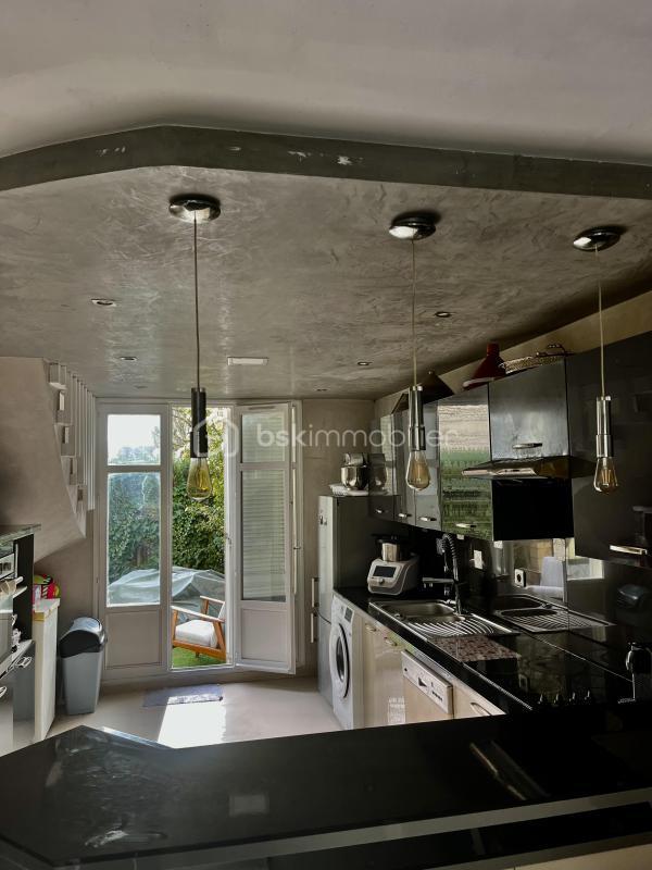 Maison - 83 m² - 4 pièces