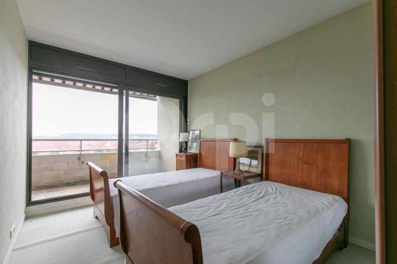 Appartement - 87 m² - 4 pièces