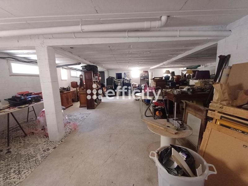 Maison - 197 m² - 4 pièces