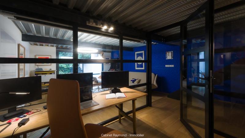 Maison contemporaine - 405 m² - 9 pièces